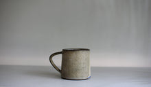 將圖片載入圖庫檢視器 枯荻淺色梯形馬克杯