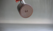 將圖片載入圖庫檢視器 煙白梯形馬克杯